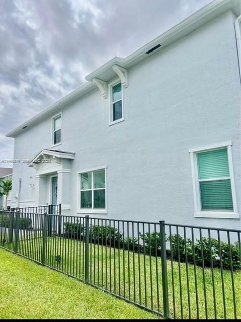 514 Se Rivergrass St #0 - Photo 4 of 27