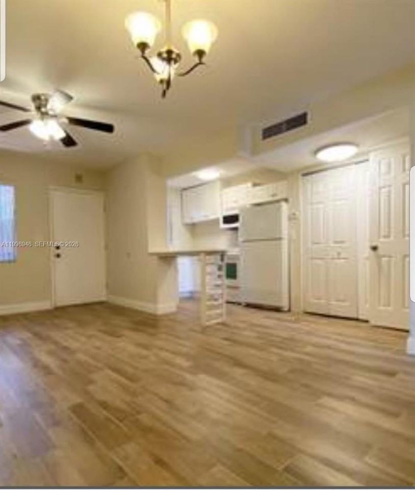 12500 Ne 5th Ave #309 - Photo 2 of 14