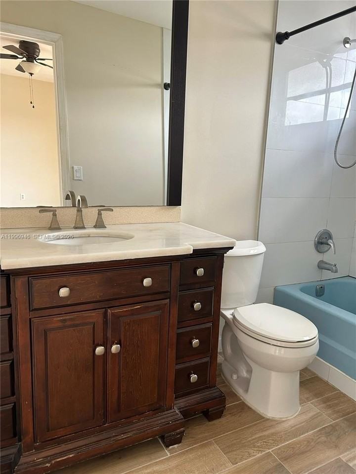 12500 Ne 5th Ave #309 - Photo 7 of 14
