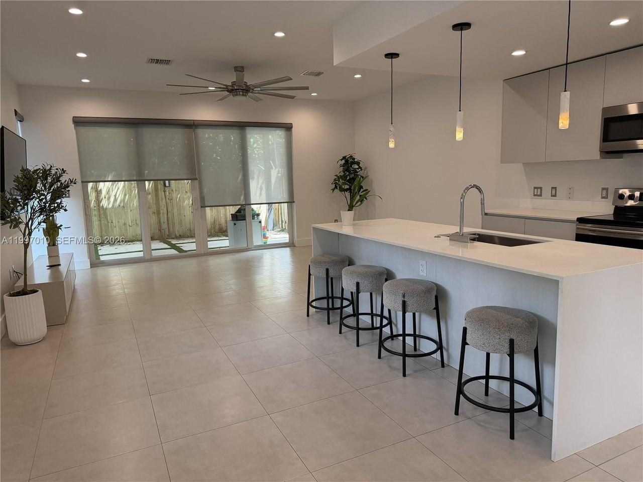 540 Sw 6th Ave #0 - Photo 4 of 31