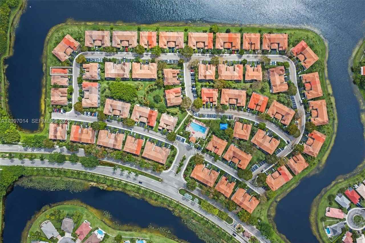 3676 San Simeon Cir - Photo 2 of 38