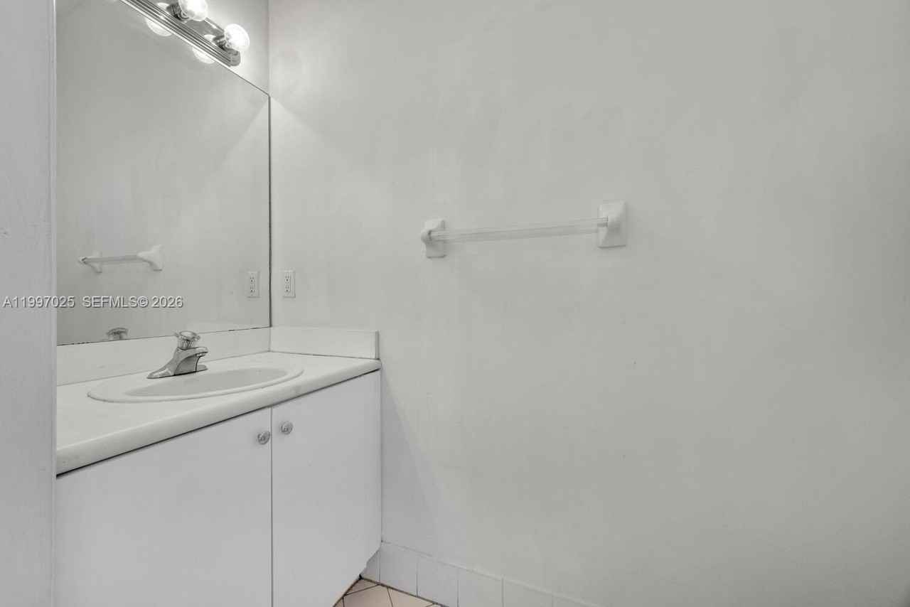 12864 Sw 133rd Ter - Photo 7 of 26