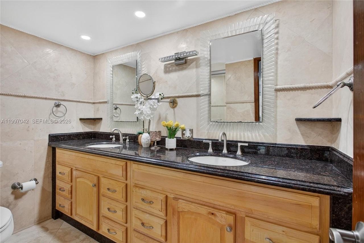 2671 S Course Dr #206 - Photo 3 of 18