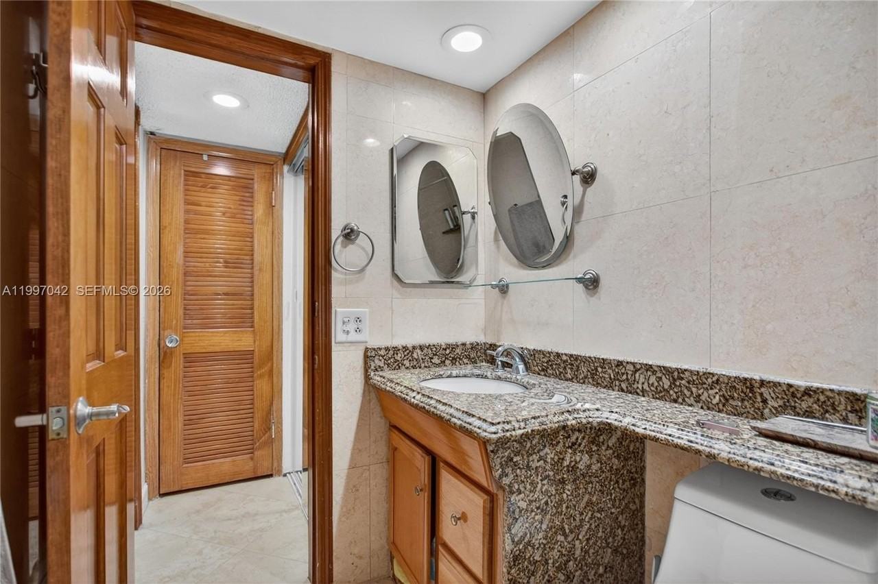 2671 S Course Dr #206 - Photo 5 of 18