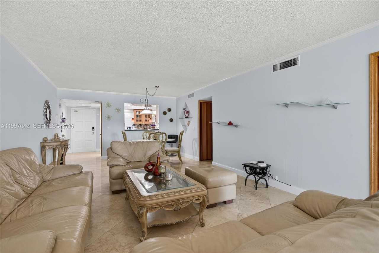 2671 S Course Dr #206 - Photo 7 of 18