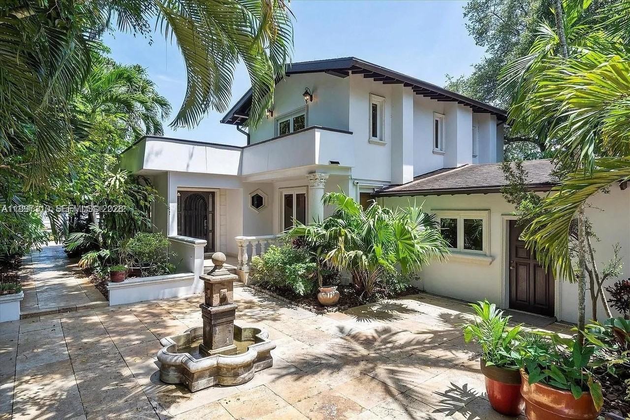 800 Sw 12th Ave - Photo 2 of 48