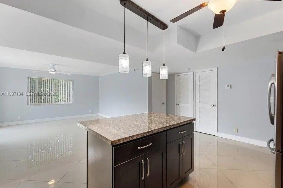 1400 Ne 54th St #102 - Photo 4 of 32