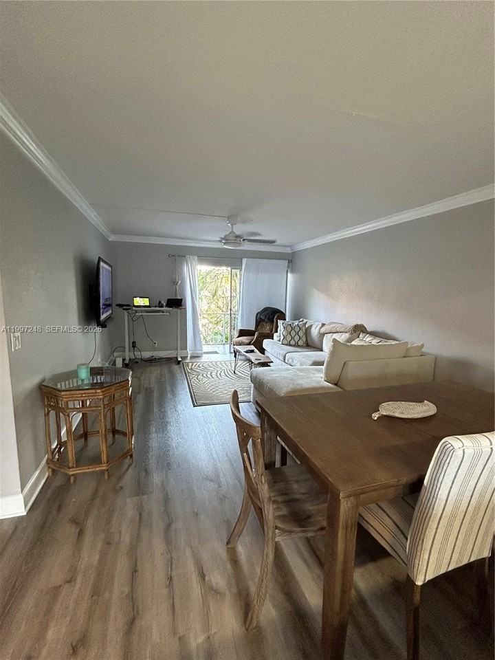 725 Hummingbird Way #212 - Photo 4 of 18