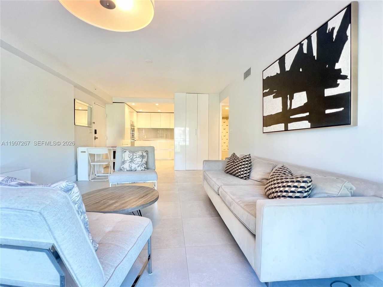 7832 Collins Ave #304 - Photo 2 of 21