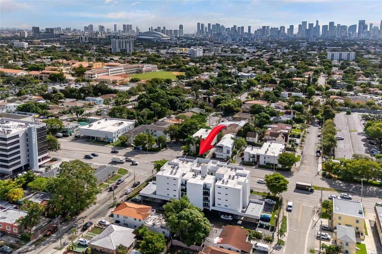 444 Sw 27th Ave #59 - Photo 5 of 19