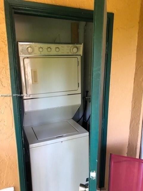 10733 Cleary Blvd #304 - Photo 7 of 10