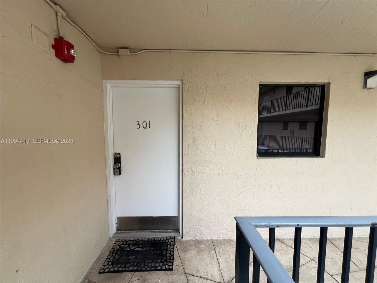 7125 Bay Dr #301 - Photo 3 of 28