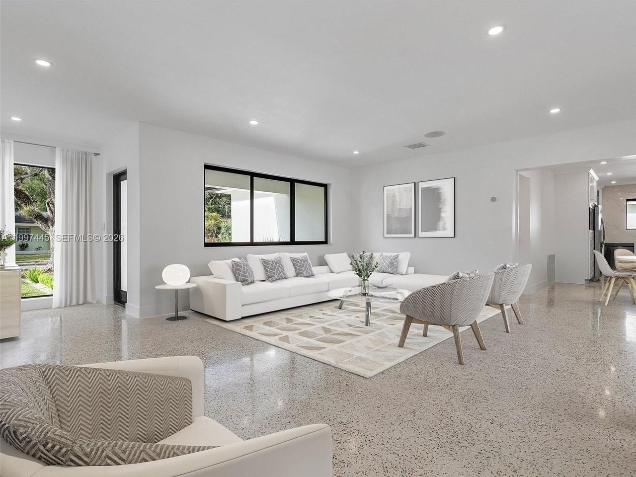 1751 Ne 138th St - Photo 4 of 29