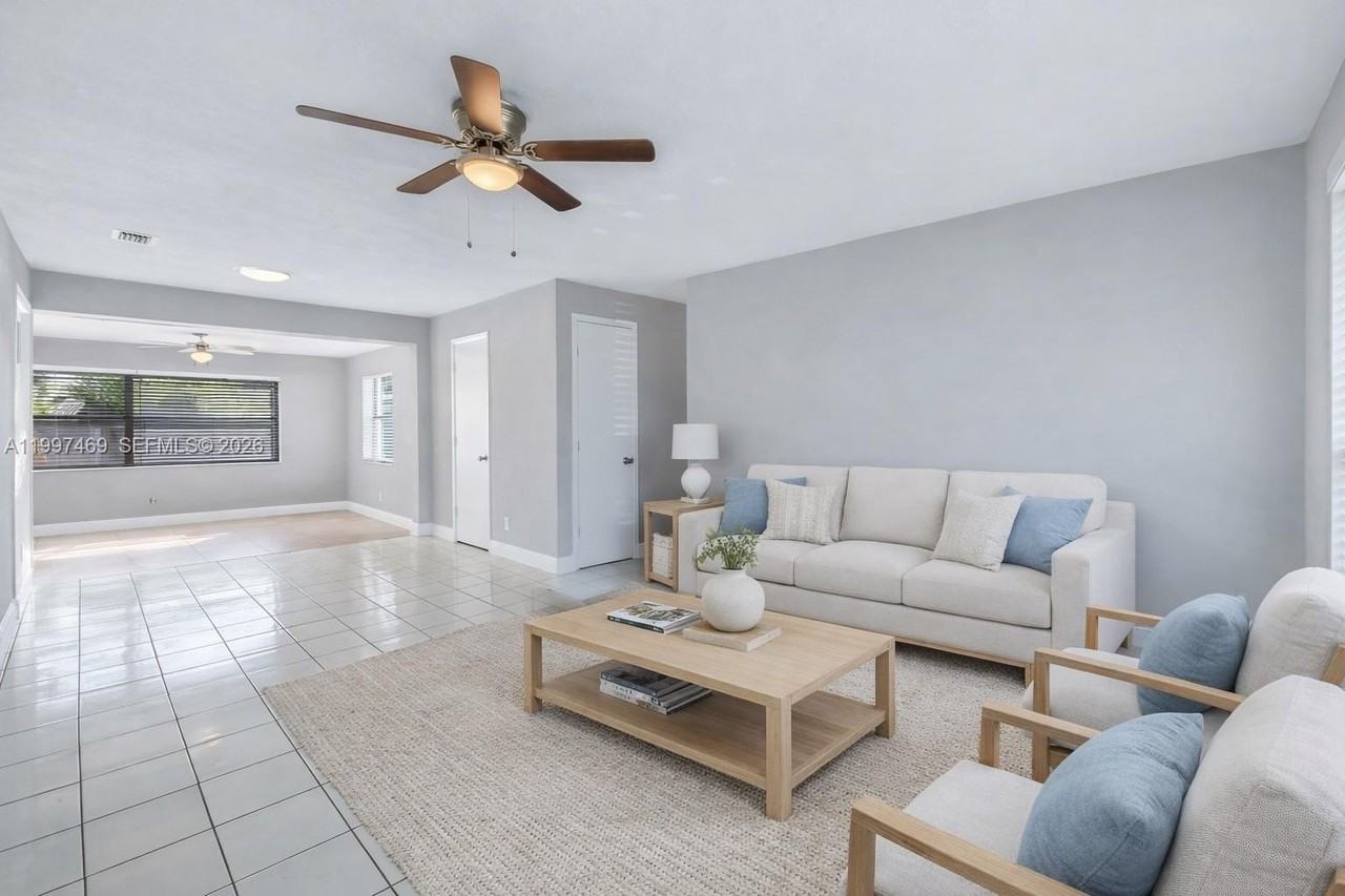 1820 Nw 35th Ter - Photo 7 of 23