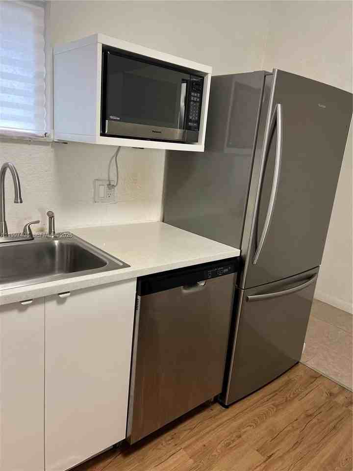 8215 Lake Dr #108 - Photo 6 of 50