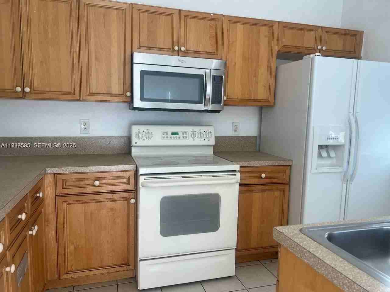 969 Abaco Ln - Photo 3 of 11