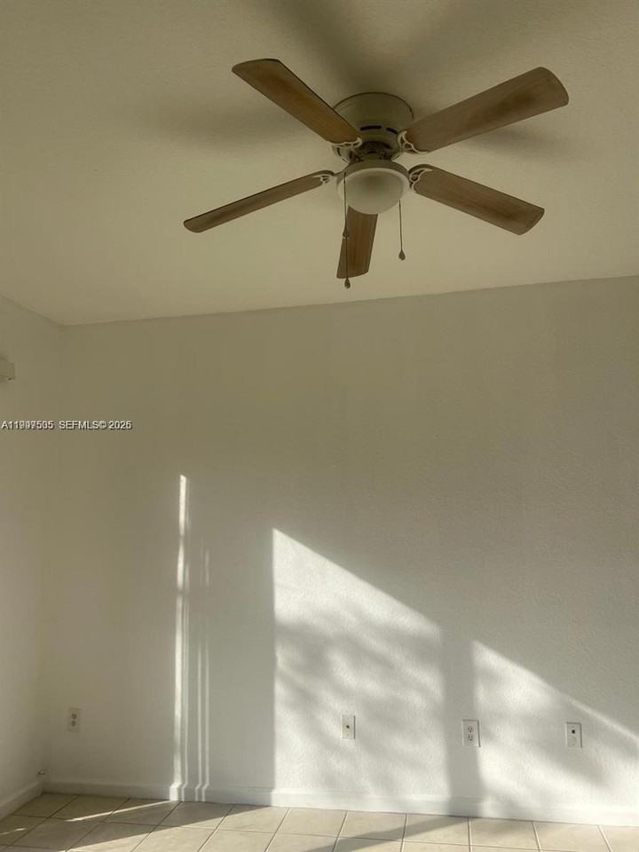 969 Abaco Ln - Photo 7 of 11