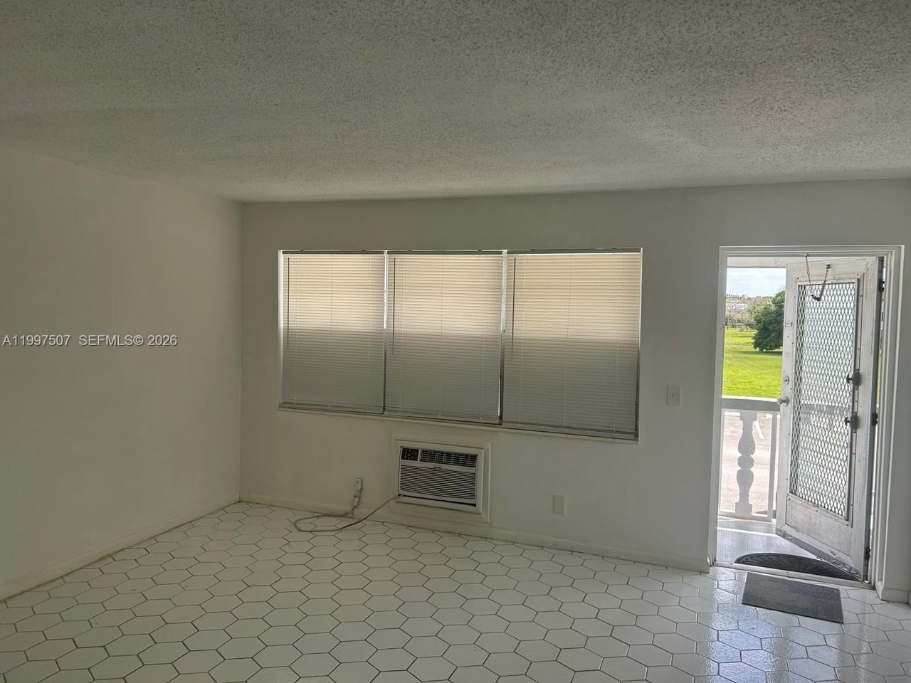 89 Berkshire D #89 - Photo 3 of 20