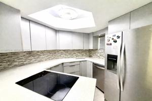 featured image of 8323 Lake Dr #402