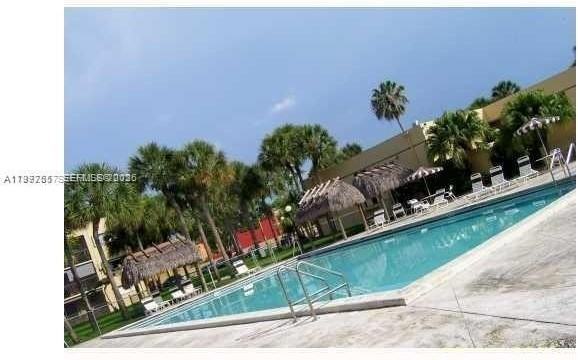 8065 Sw 107th Ave #321 - Photo 5 of 19