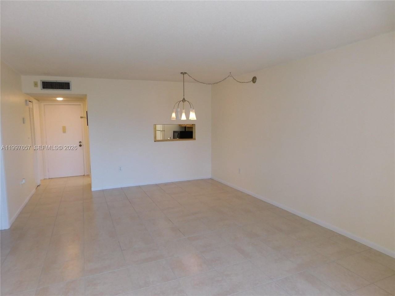 8065 Sw 107th Ave #321 - Photo 7 of 19
