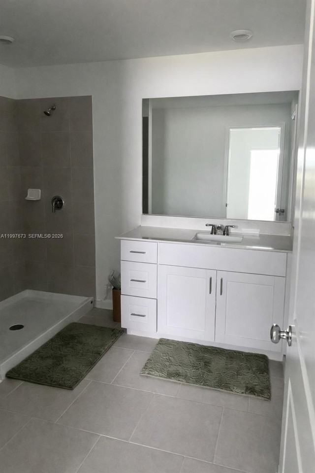 19709 Garden Ridge Ct #19709 - Photo 7 of 9