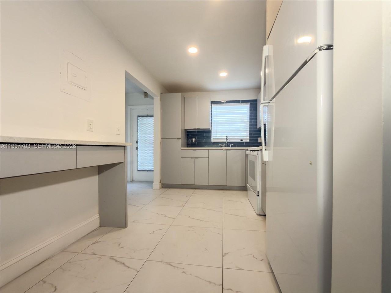 605 S State Road 7 #1D - Photo 3 of 19