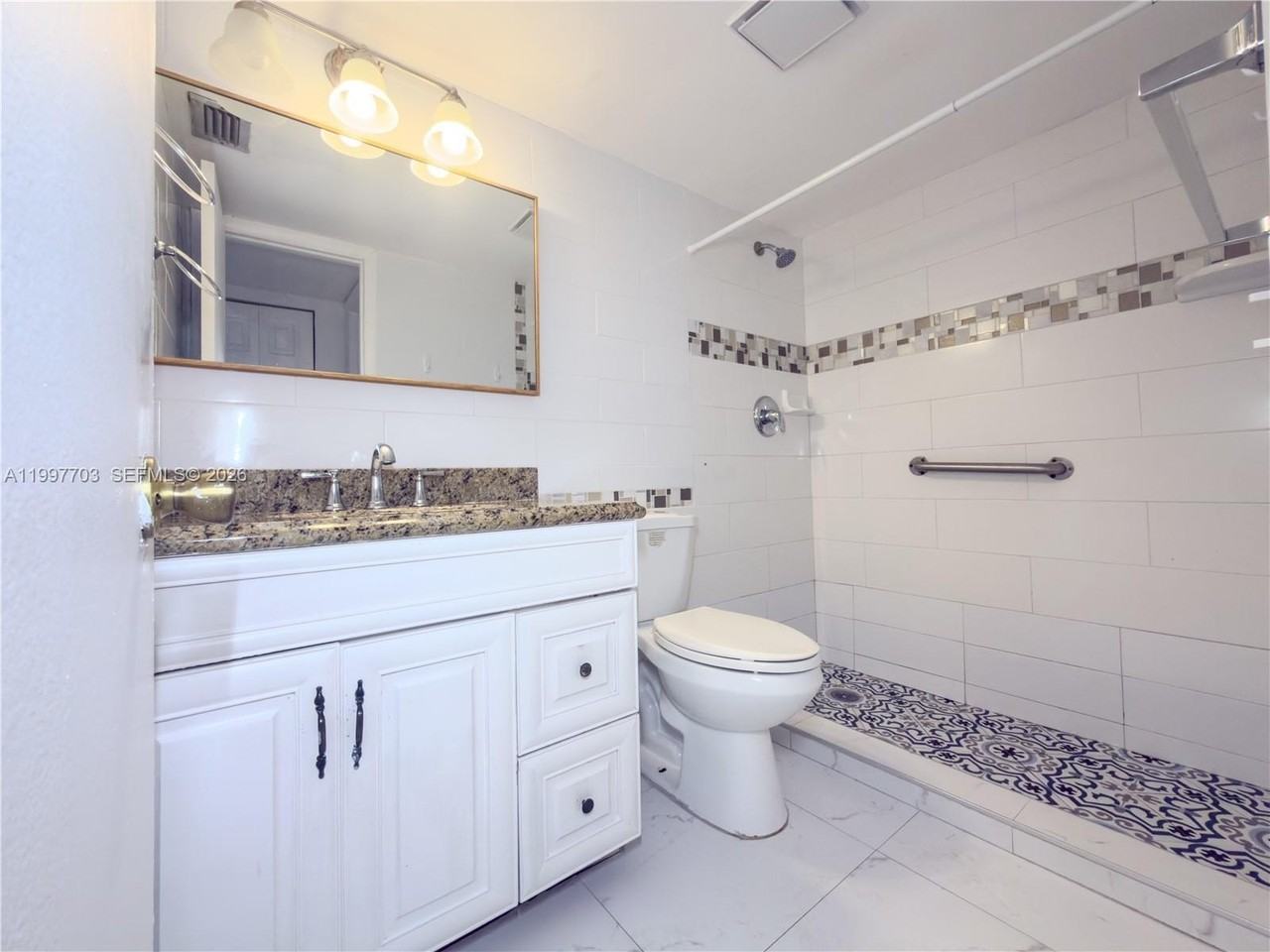 605 S State Road 7 #1D - Photo 6 of 19