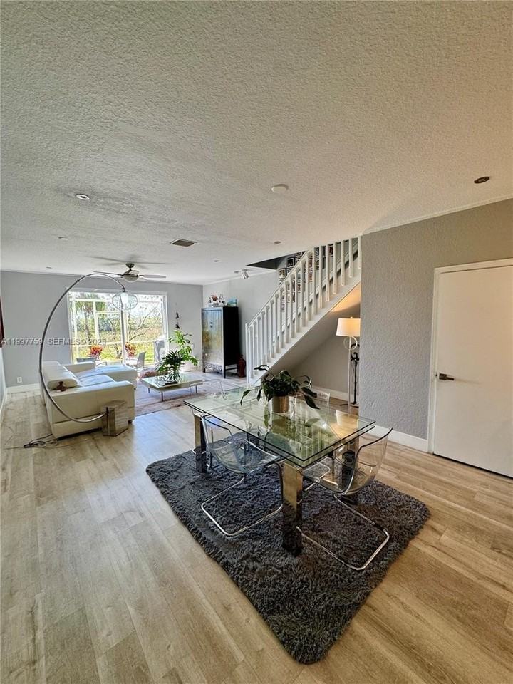 2469 Cordoba Bnd #2469 - Photo 6 of 44