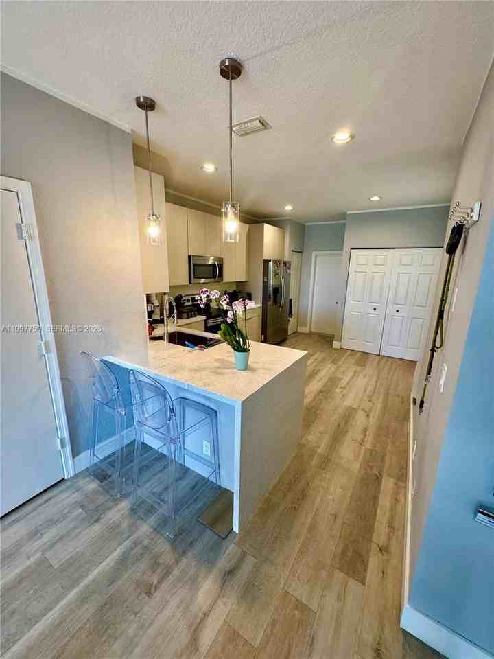 2469 Cordoba Bnd #2469 - Photo 7 of 44