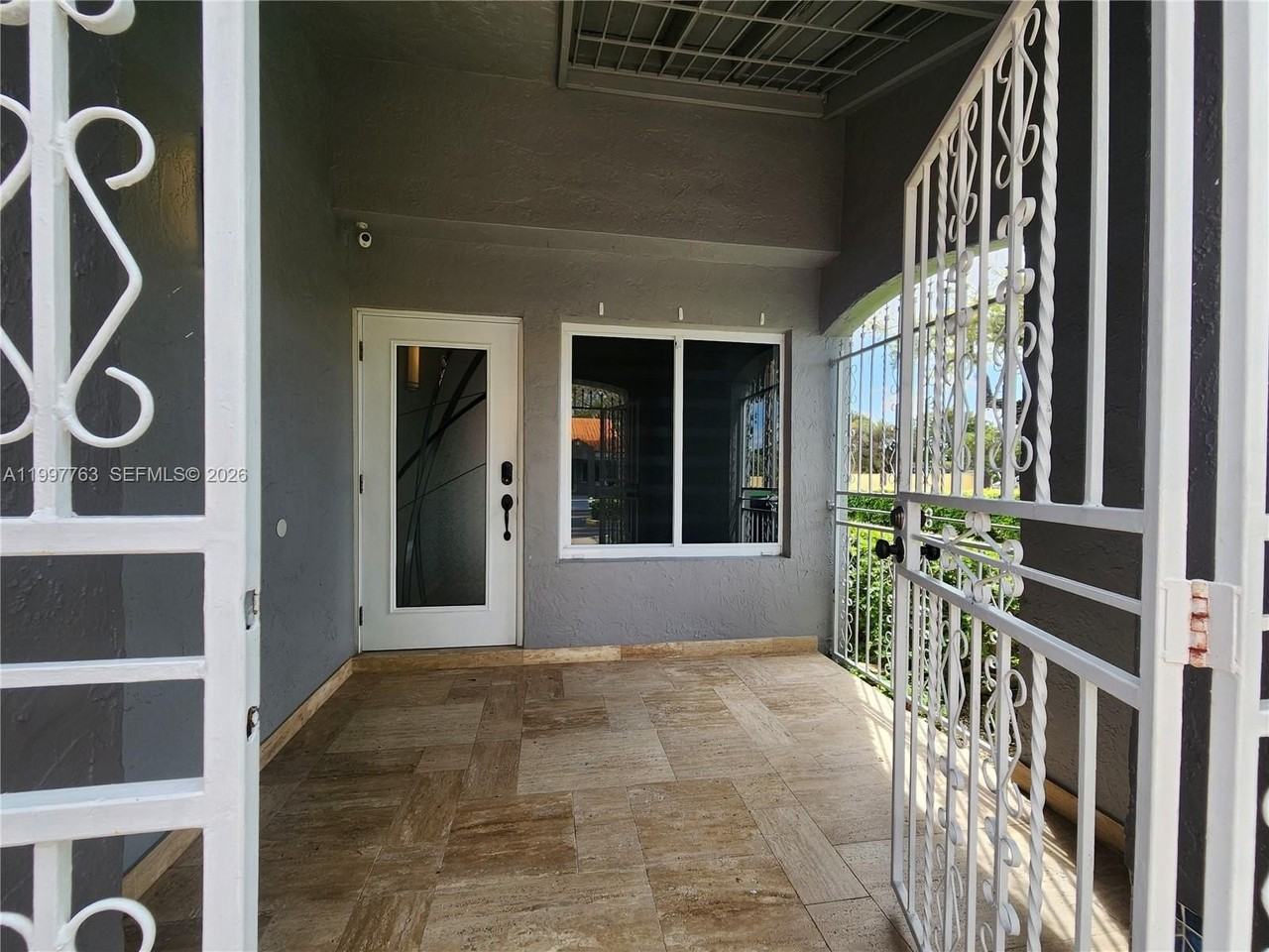 8391 Sw 148th Ave - Photo 2 of 20