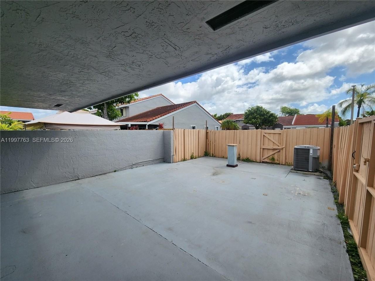 8391 Sw 148th Ave - Photo 5 of 20