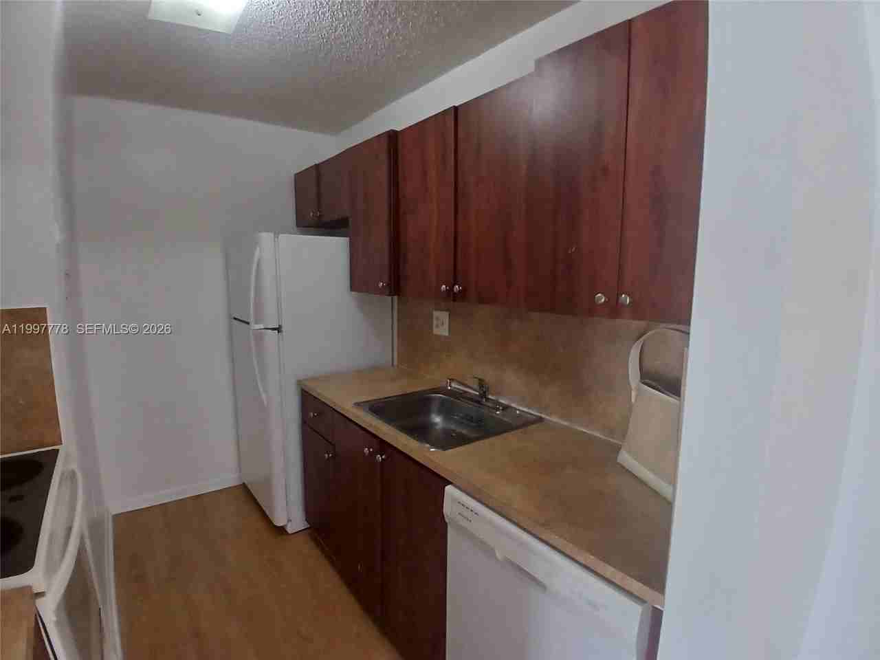 7405 Sw 152nd Ave #202 - Photo 5 of 14