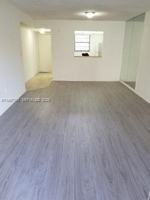 featured image of 10425 Sw 112th Ave #211