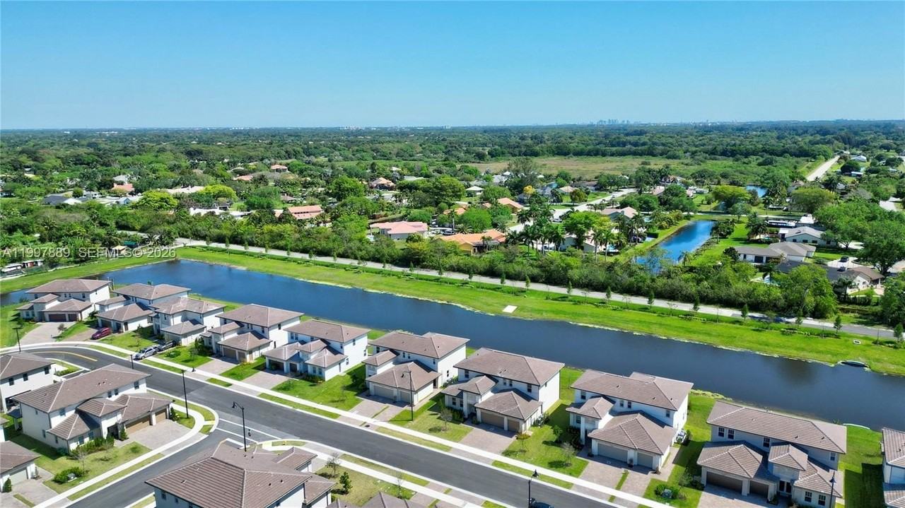 4390 Sw 122nd Ter #4390 - Photo 5 of 50