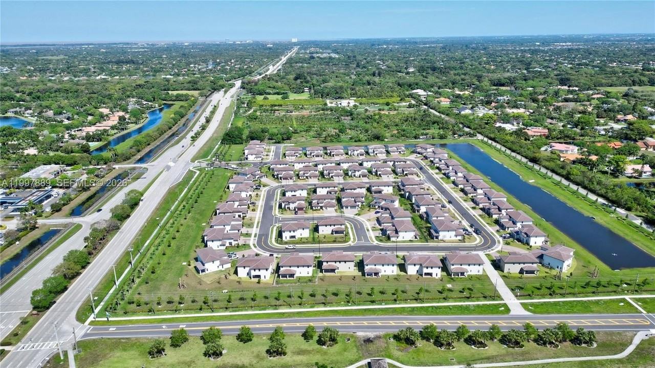 4390 Sw 122nd Ter #4390 - Photo 7 of 50