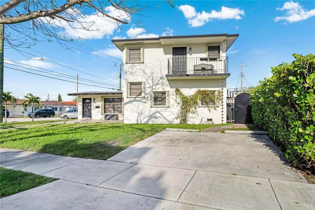 2801 Sw 106th Ave #2801 - Photo 2 of 26