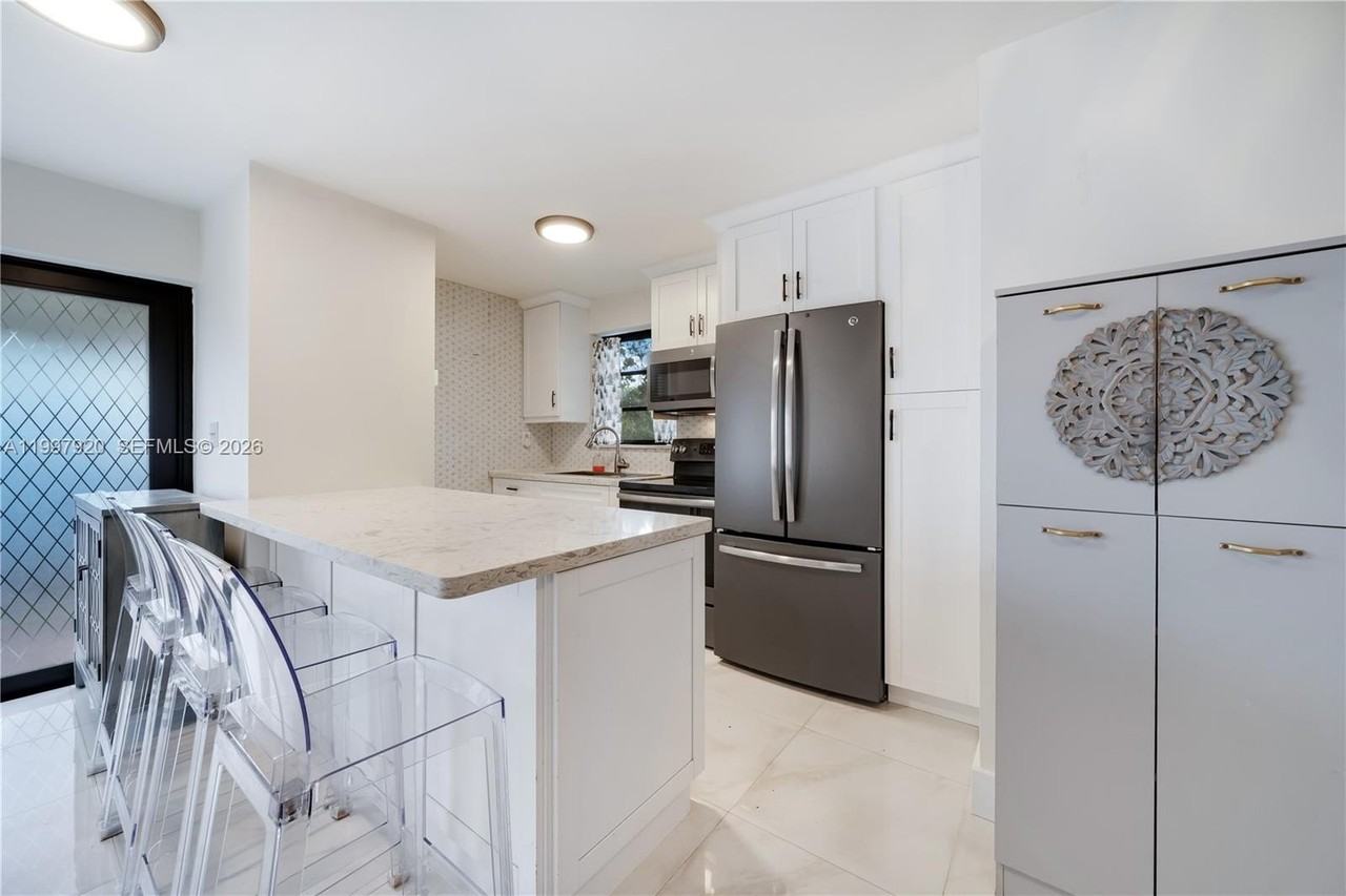 2801 Sw 106th Ave #2801 - Photo 7 of 26