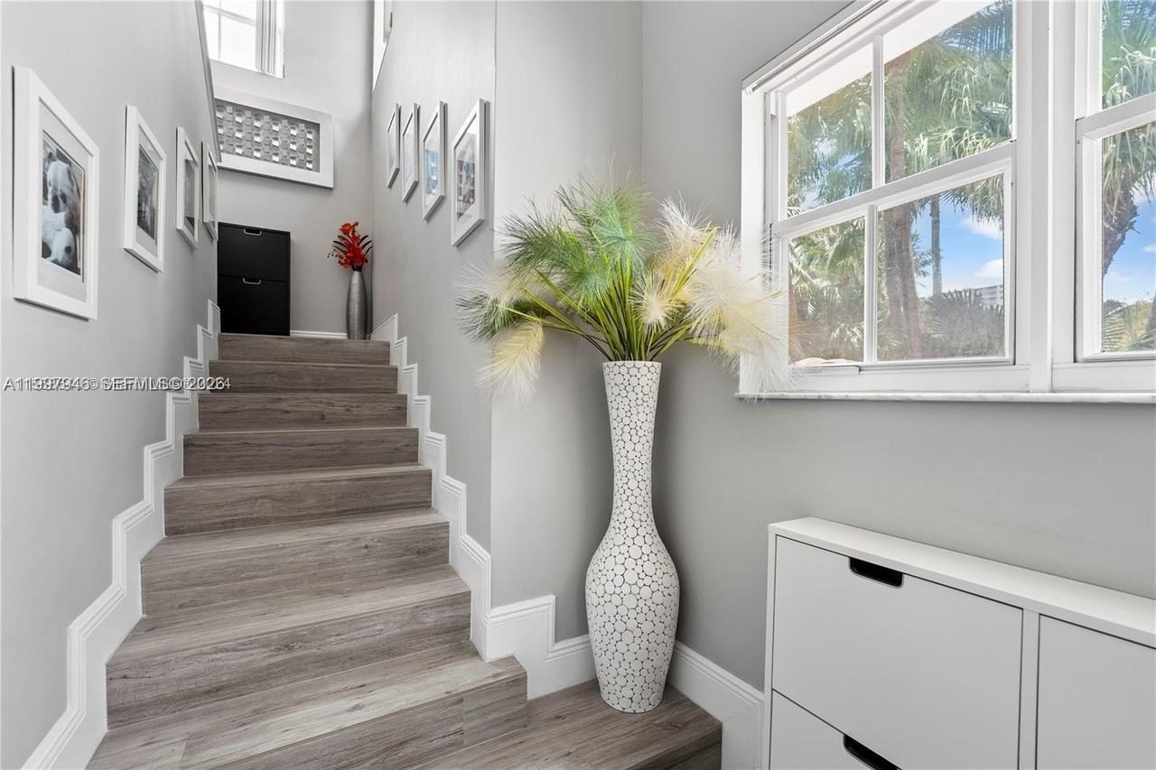 3155 Ne 184th St #8302 - Photo 3 of 36