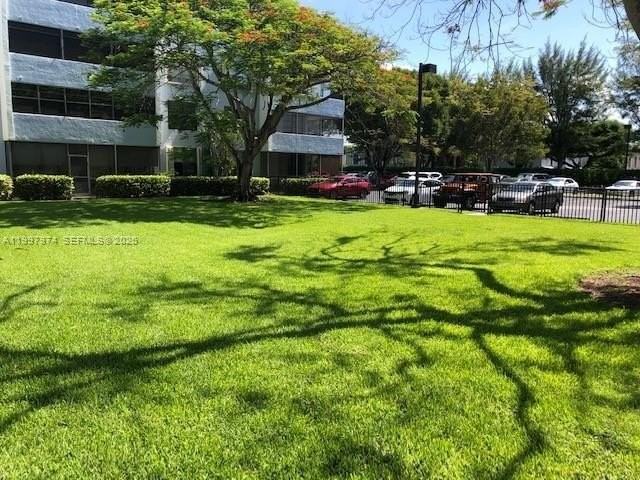 10854 Sw 88th St #316 - Photo 3 of 7