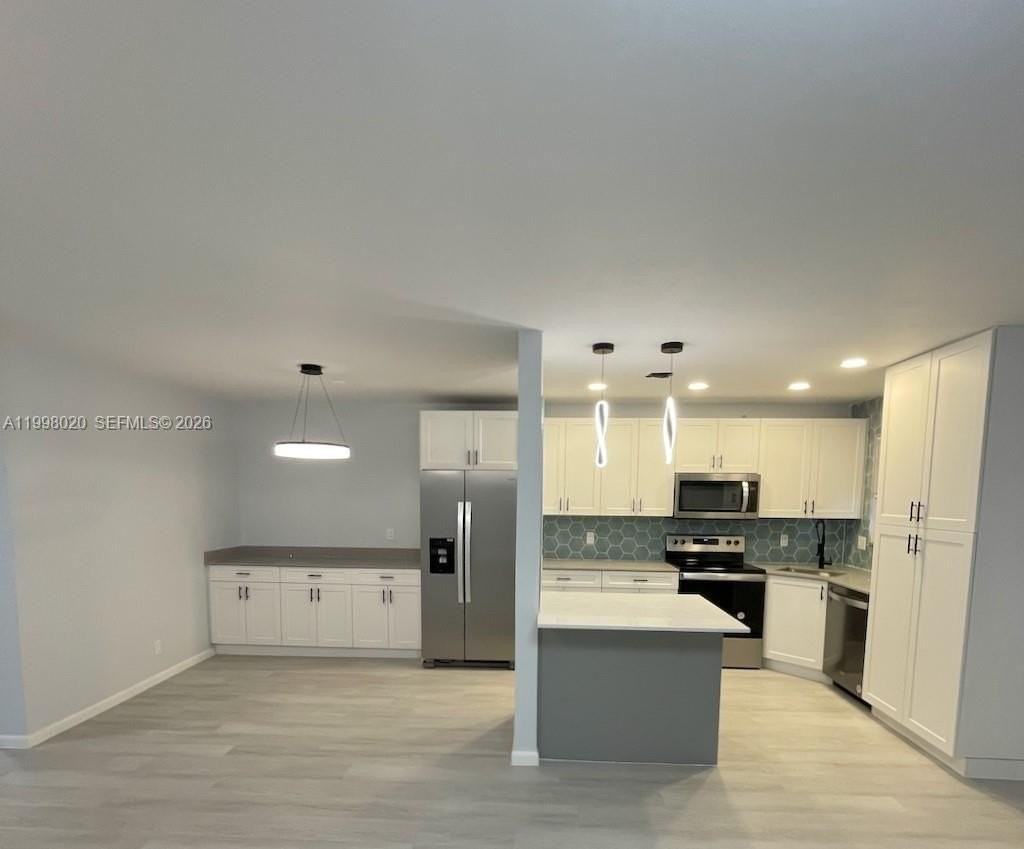 2041 Nw 81st Ave #426 - Photo 4 of 14