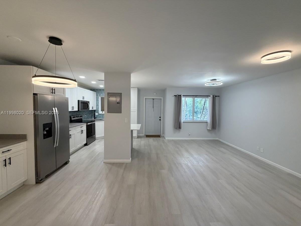 2041 Nw 81st Ave #426 - Photo 5 of 14