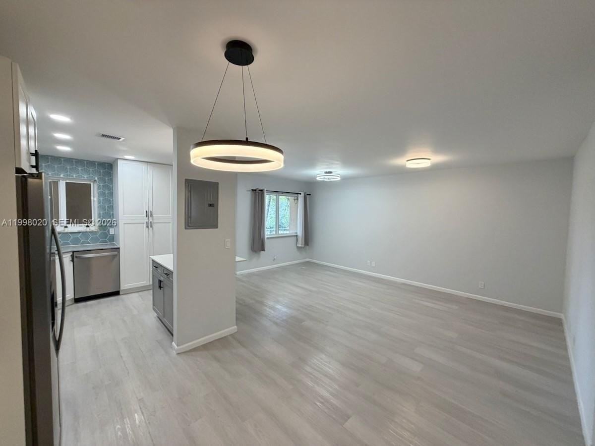 2041 Nw 81st Ave #426 - Photo 6 of 14