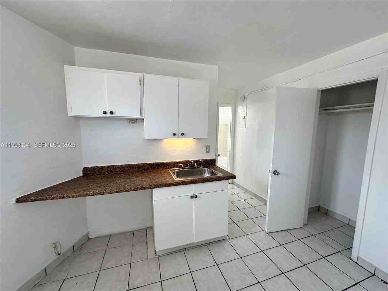 701 Nw 7th Ave #1 - Photo 3 of 9