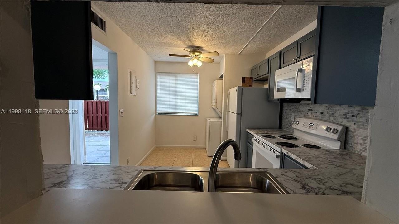 7901 Southgate Blvd #C5 - Photo 5 of 10