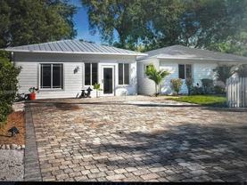 4 Transylvania Ave #B - Photo 1 of 1