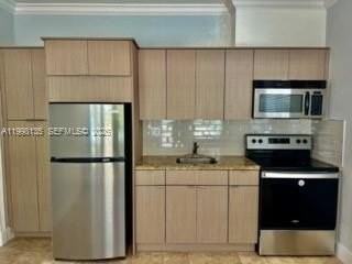 4 Transylvania Ave #B - Photo 3 of 17