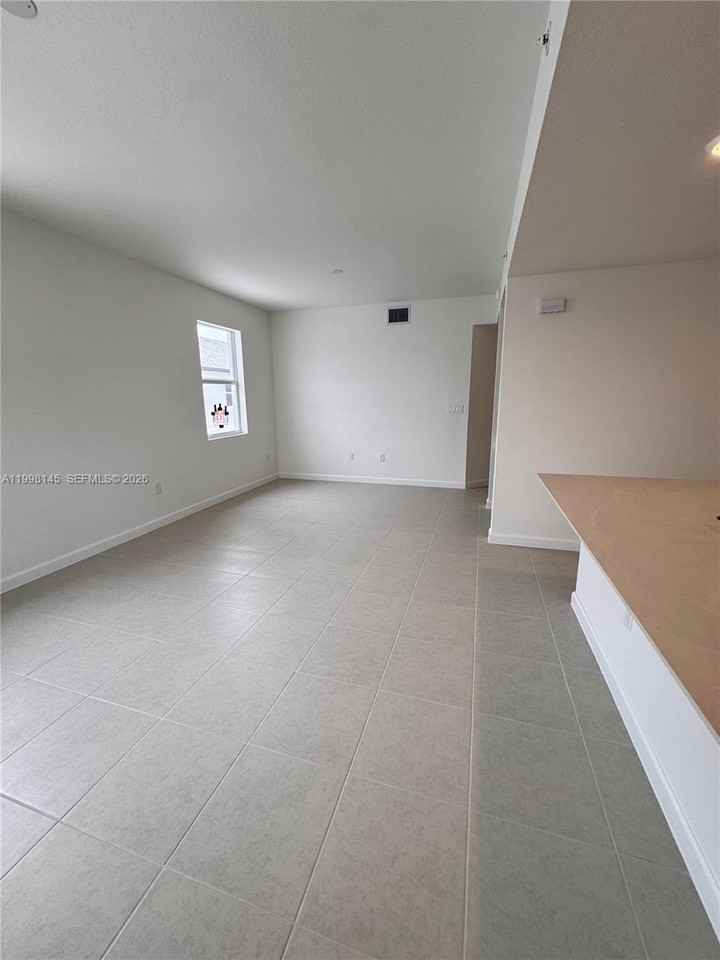 15671 Sw 280th St #1 - Photo 2 of 10
