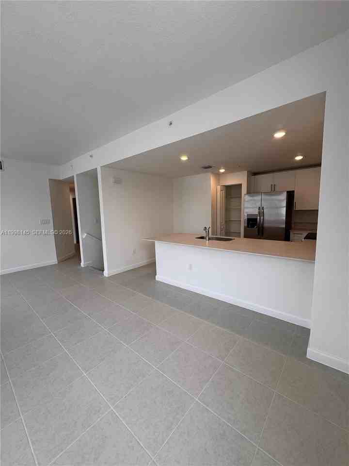 15671 Sw 280th St #1 - Photo 4 of 10