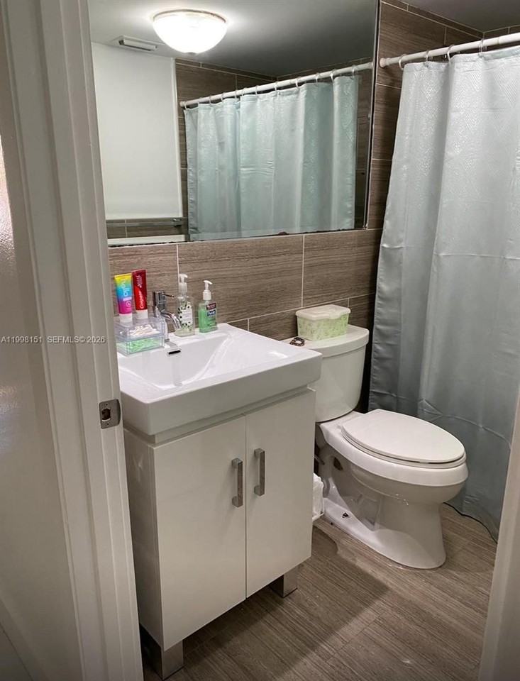 2625 Se 20th Ct #105B - Photo 7 of 9